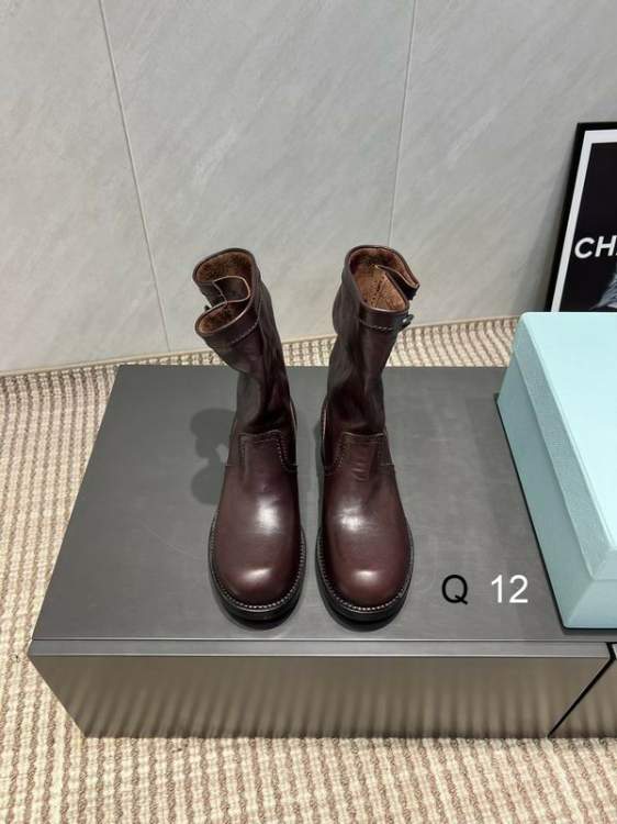 Picture of Prada Shoes _SKUPradasz35-40J091018882